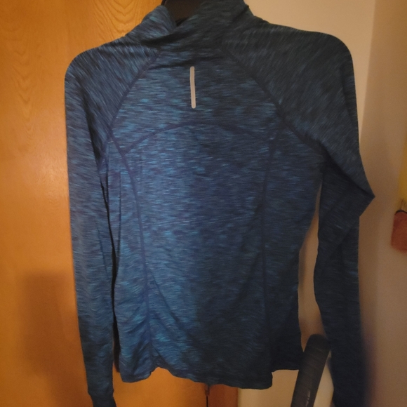 Children's Reebok pull over jacket - Picture 4 of 7